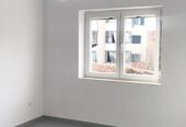 🏡 Jepet Apartament 2+1 (bosh) me Qera te Shkolla e Baletit, Tiranë