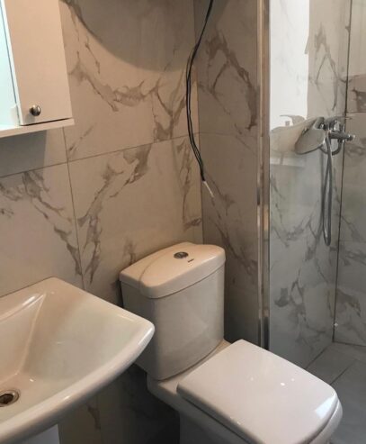 🏡 Jepet Apartament 2+1 (bosh) me Qera te Shkolla e Baletit, Tiranë