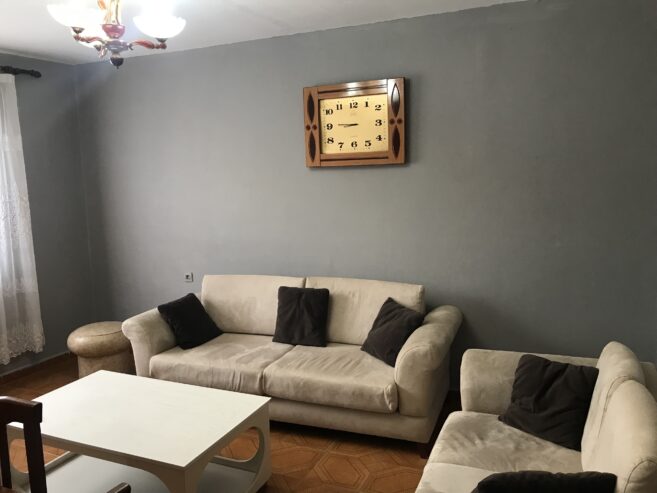 🏡 Jepet Apartament 1+1 me Qera te Oxhaku, Tiranë