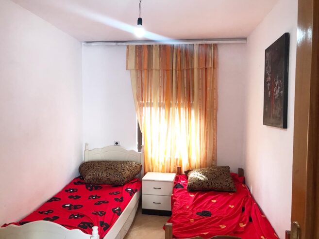 🏡 Jepet Apartament 2+1 me qera te ish Tregu Elektrik, Tirane