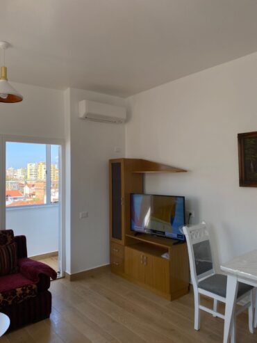 🏡 Jepet Apartament 1+1 me Qera pranë Liceut Artistik, Rruga e Elbasanit, Tiranë