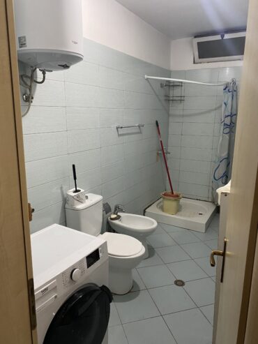 🏡 Jepet Apartament 2+1 me qera në Yzberisht, Tiranë