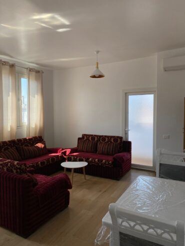 🏡 Jepet Apartament 1+1 me Qera pranë Liceut Artistik, Rruga e Elbasanit, Tiranë