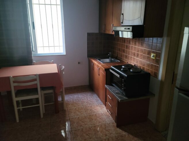 🏡 Jepet Apartament 1+1 mbi ish Tregun Elektrik, Tiranë