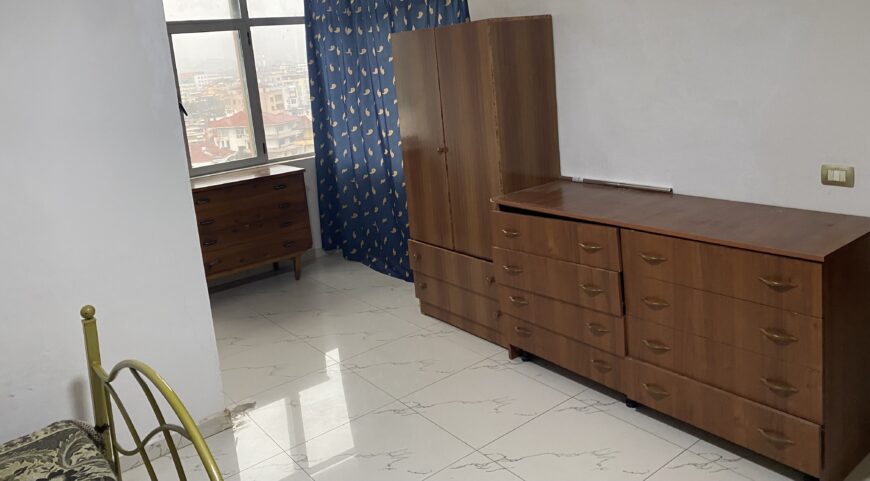 🏡 Jepet Apartament 2+1 te ish Tregu Elektrik, Tiranë