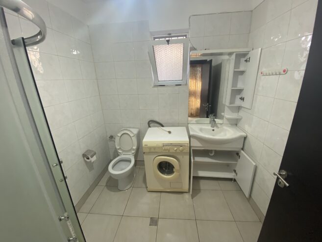 🏠 Apartament 1+1 me Qira në Shkozë, Tiranë