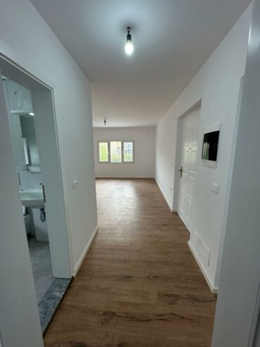 Shitet Apartament 1+1 ne rrugen Halit Bega Allias Tirane.