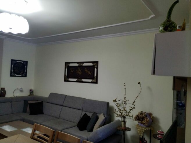 Shitet Apartament 4+1 tek ish-Uzina e Autotraktoreve Tirane