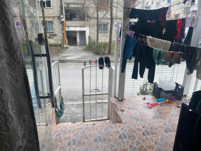 Shitet Garsoniere ne rrugen Njazi Meka Tirane