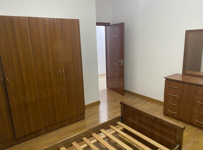 🏡 Jepet Apartament 3+1 me Qera mbi Oxhakun, Tiranë