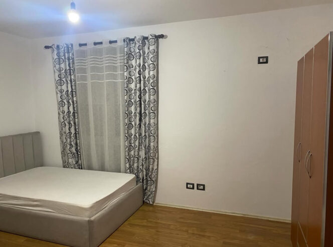 🏡 Jepet Apartament 3+1 me Qera mbi Oxhakun, Tiranë