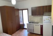 🏠 Jepet Garsioniere me Qira te ish Tregu Elektrik, Tiranë