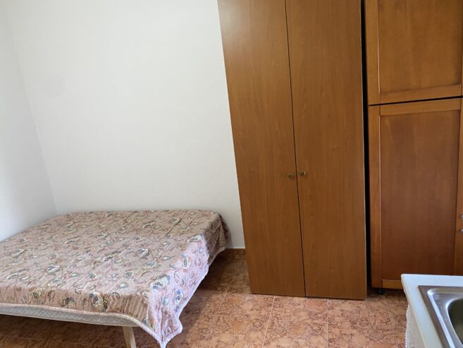 🏠 Jepet Garsioniere me Qira te ish Tregu Elektrik, Tiranë