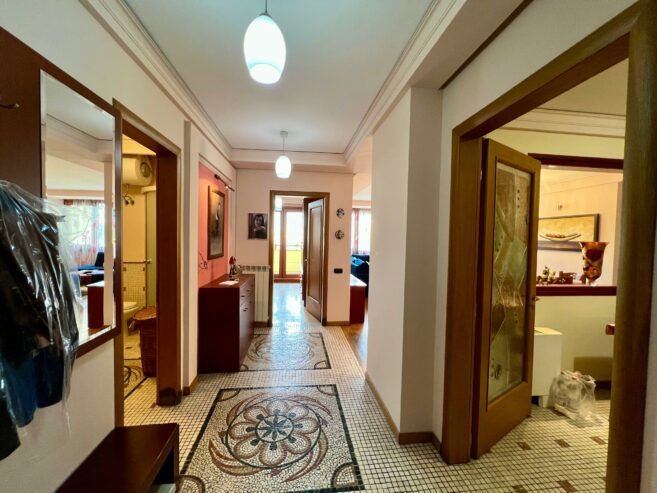 Qira, Apartament 3+1+2, pranë ”Air Albania Stadium” Tiranë.