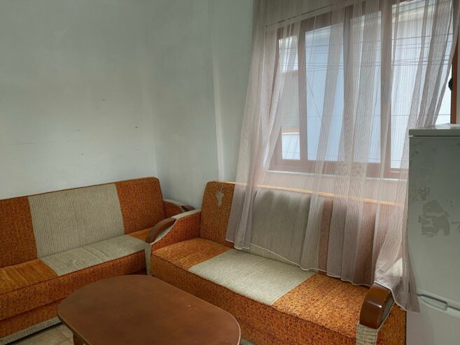 Jepet me qira Apartament 1+1 ne Rrugen Njazi Meka Tirane