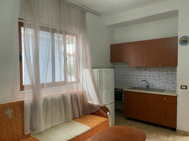 Jepet me qira Apartament 1+1 ne Rrugen Njazi Meka Tirane