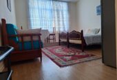 🏡 Ndarje qeraje me një vajzë te Pazari i Ri, Tiranë