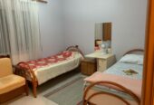 🏡 Jepet Apartament 2+1 me Qera te Rruga e Kavajës, Tiranë