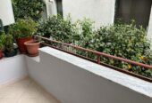 🏡 Jepet Apartament 2+1 me Qera te Rruga e Kavajës, Tiranë