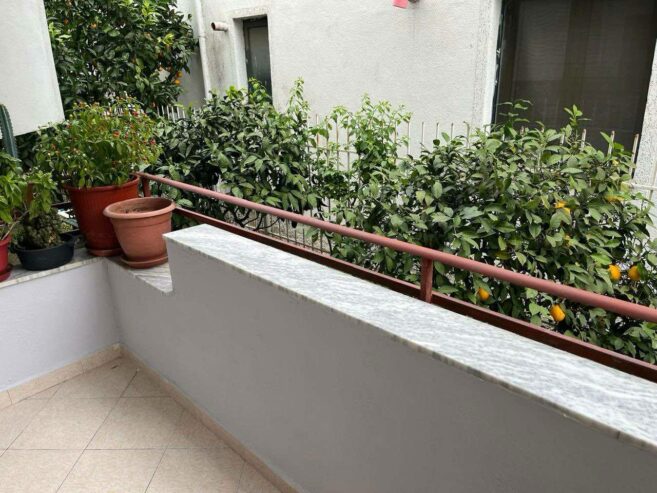 🏡 Jepet Apartament 2+1 me Qera te Rruga e Kavajës, Tiranë