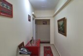 🏡 Ndarje qeraje me një vajzë te Pazari i Ri, Tiranë