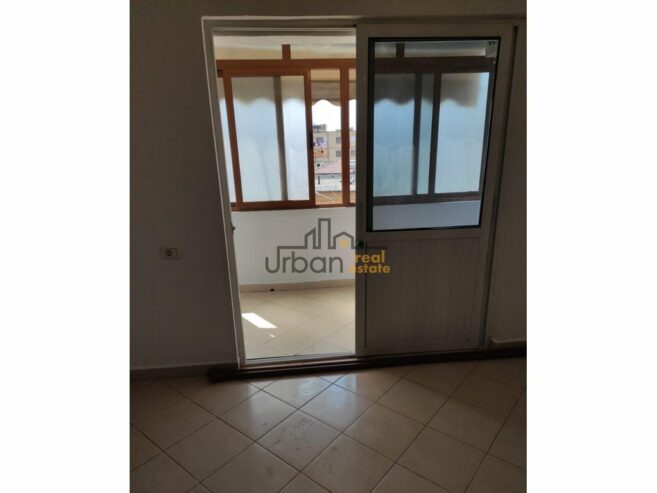 Shitet, Apartament 1+1, Pranë Shkollës Bajram Curri, Tiranë – 95.000€ | 62 m²