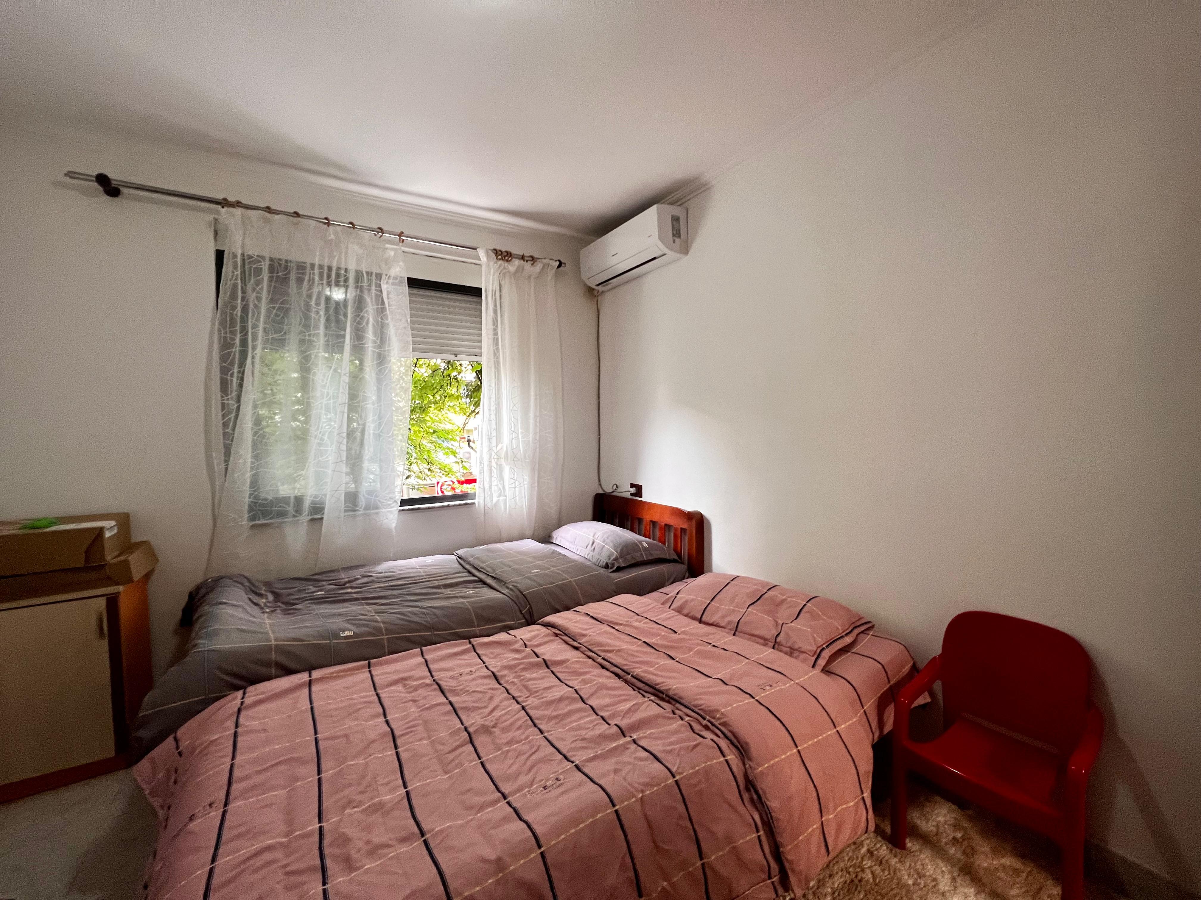Shitet, Apartament 2+1+aneks, ”Ish Blloku” Tiranë.