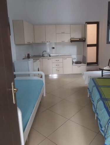 🏠 Jepet Garsioniere me Qera mbi ish Tregun Elektrik, Tiranë
