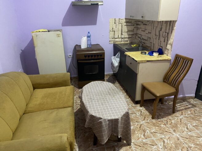 🏡 Jepet Apartament 1+1 me qera mbi Shkollen e Baletit, Tirane