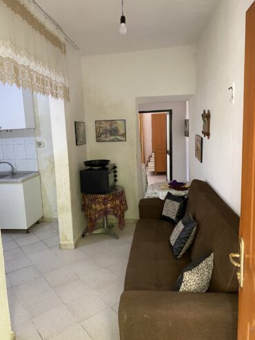🏠 Jepet Hyrje Private 1+1 me Qera mbi ish Tregun Elektrik, Tiranë