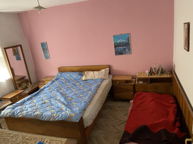 🏡 Jepet Apartament 2+1 me Qera në Myslym Shyri, Tiranë