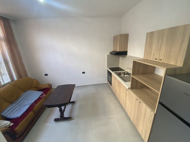 🏠 Jepët Apartament 1+1 me Qera mbi Fushën Ali Demit, Tiranë
