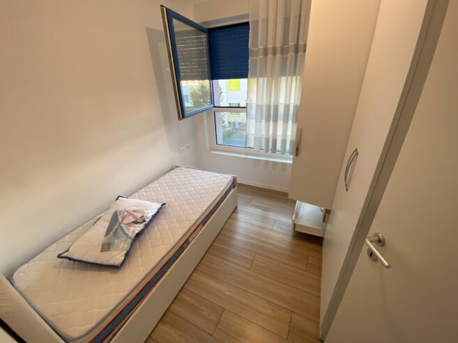 🏠 Jepet Apartament 2+1 me Qira në Mangalem 21, Tiranë