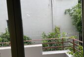 🏡 Jepet Apartament 2+1 me Qera te Rruga e Kavajës, pranë Mullirit të Vjetër, Tiranë