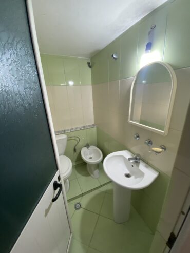 🏡 Jepet me Qira Apartament 2+1 Mbi Kompleksin Grand, Tiranë