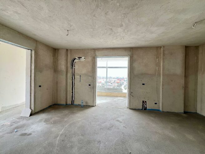 Shitet, Apartament 2+1+2, ”Univers City”, Tiranë.