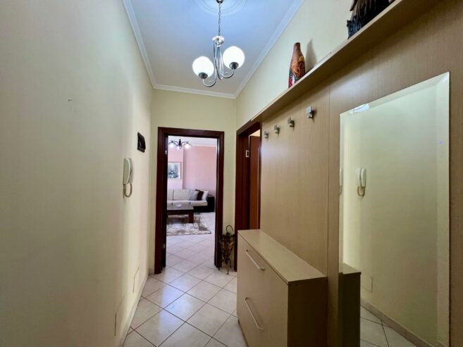 Qira, Apartament 2+1 ”Laprakë”, Tiranë.