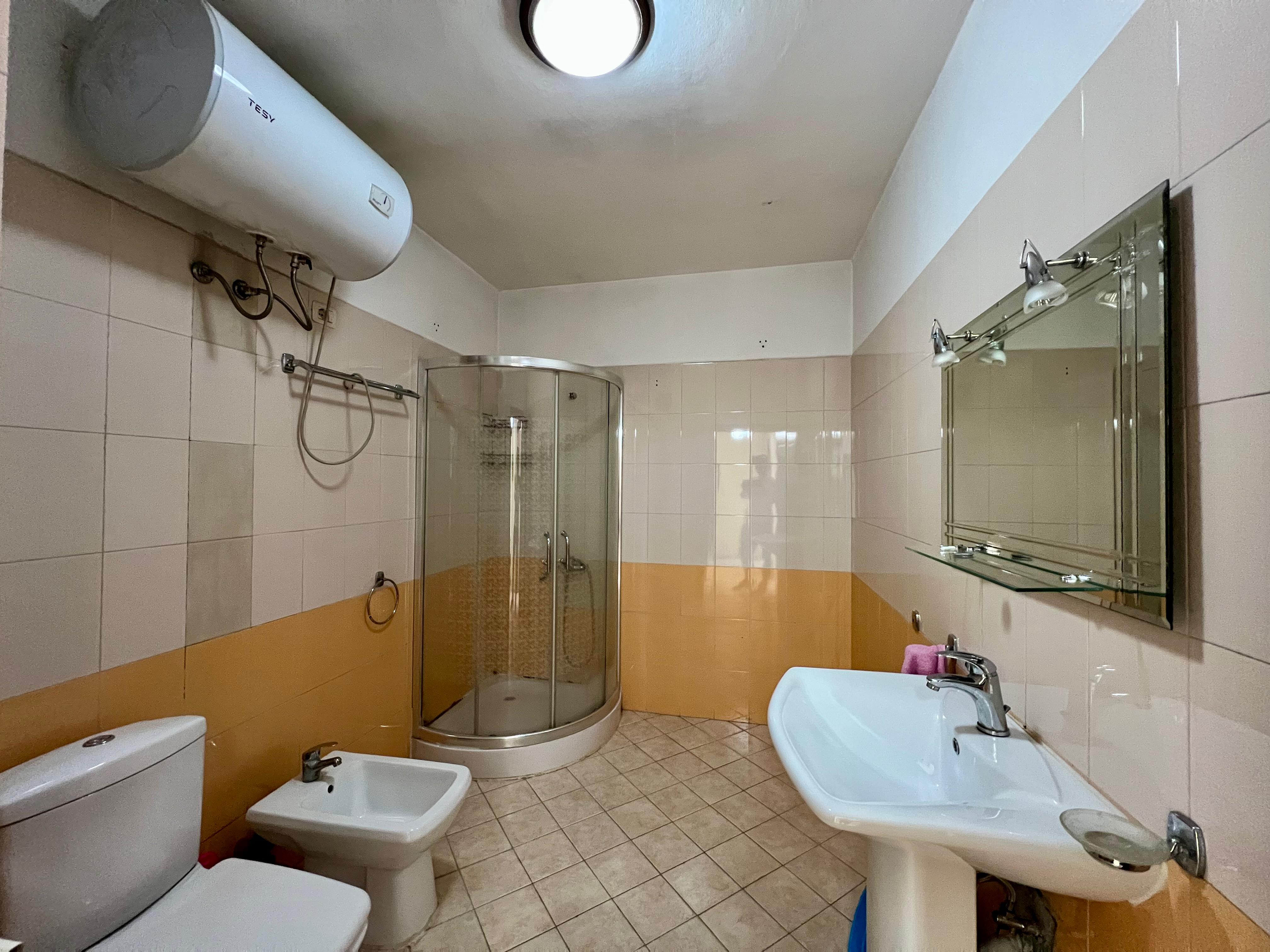 Qira, Apartament 2+1 ”Laprakë”, Tiranë.