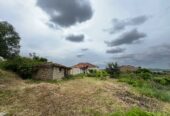 Shitet, Shtëpi Private+2800 m2 Tokë “Maminas” .
