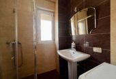 Shitet Apartament 2+1+Ballkon të madh ”Kopshti Zoologjik”, Tiranë.