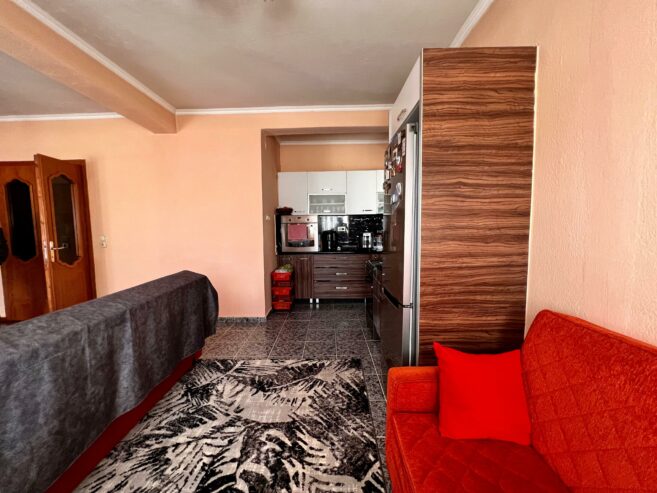 Shitet, Shtëpi 2 Katëshe “Rr.Koli Ceku” Korçë.