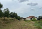Shitet, Shtëpi Private+2800 m2 Tokë “Maminas” .