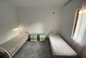 🏡 Jepet Garsioniere me Qera mbi Fakultetin Ekonomik, Rruga e Elbasanit