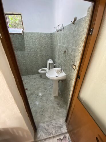 🏡 Jepet Garsioniere me Qera mbi Fakultetin Ekonomik, Rruga e Elbasanit