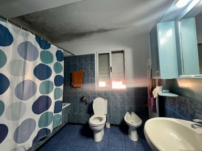 Shitet, Shtëpi 2 Katëshe “Rr.Koli Ceku” Korçë.