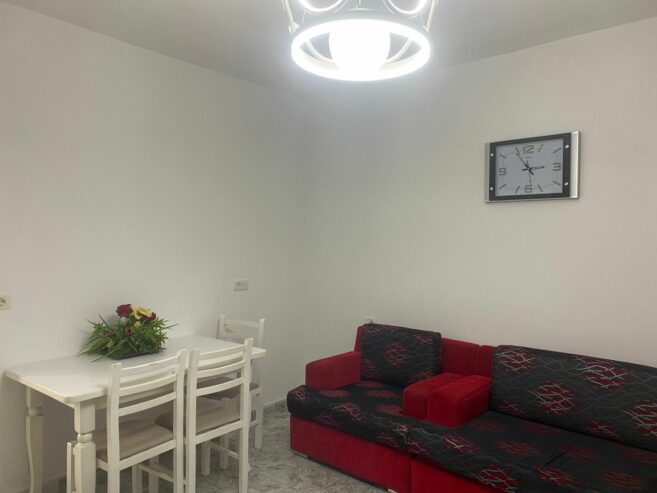 Jepet me qira apartament 1+1 ne rrugen e Dibres tek QSUT Tirane