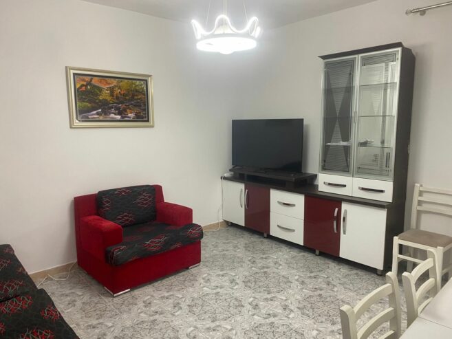 Jepet me qira apartament 1+1 ne rrugen e Dibres tek QSUT Tirane