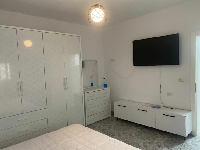 Jepet me qira apartament 1+1 ne rrugen e Dibres tek QSUT Tirane