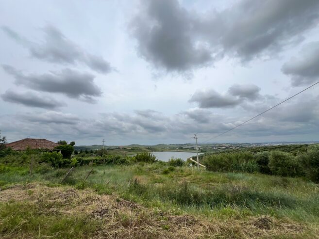 Shitet, Shtëpi Private+2800 m2 Tokë “Maminas” .