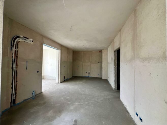 Shitet, Apartament 2+1+2, ”Univers City”, Tiranë.